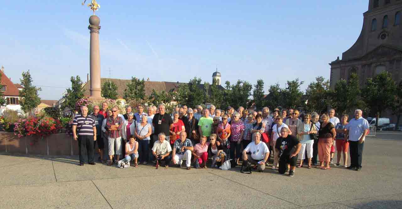 Place de Neuf-Brisach "Les retrouvailles 2016 des anciens du 9&deg; RG"